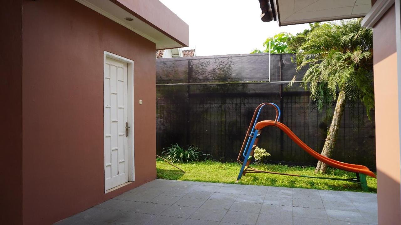 Diyar Villas Puncak M4/12 Exterior photo