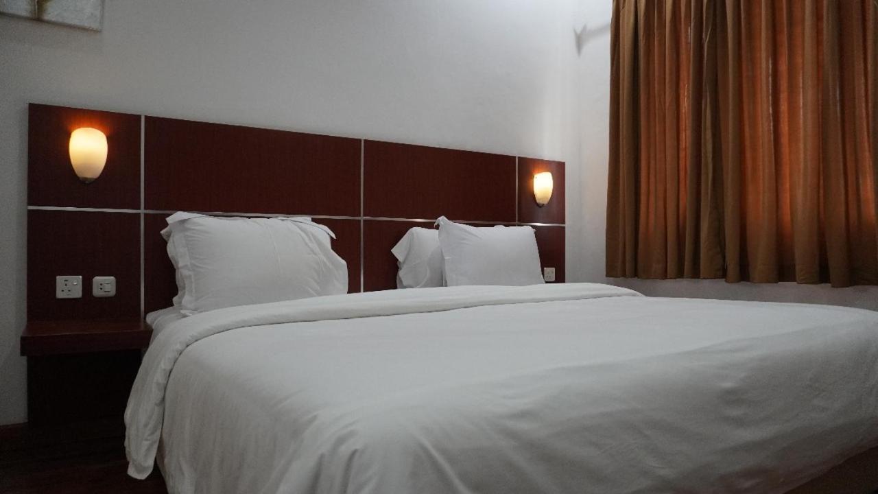 Diyar Villas Puncak M4/12 Exterior photo